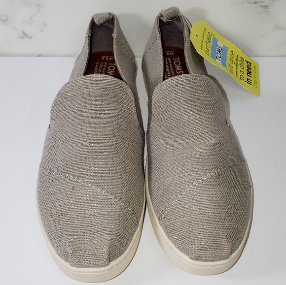 Toms Shoes - NWT Women's Toms Shoes